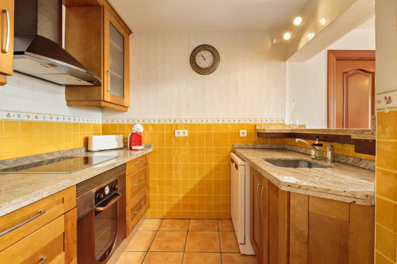 Sunny Beach Apartment エステポナ エクステリア 写真